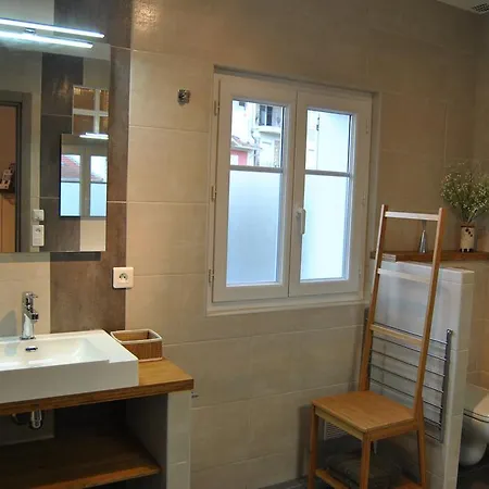 Apartman Le Calme Au Centre A 10 Minutes A Pied De La Croisette Et Des Plages